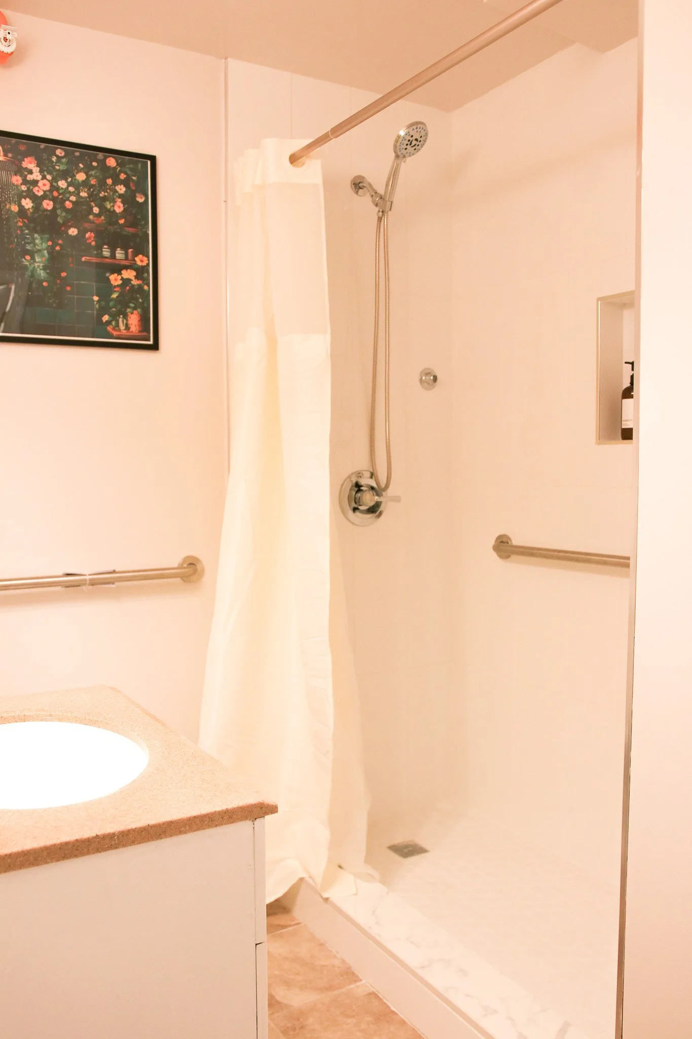 The Diamond Bathroom - Not in Room