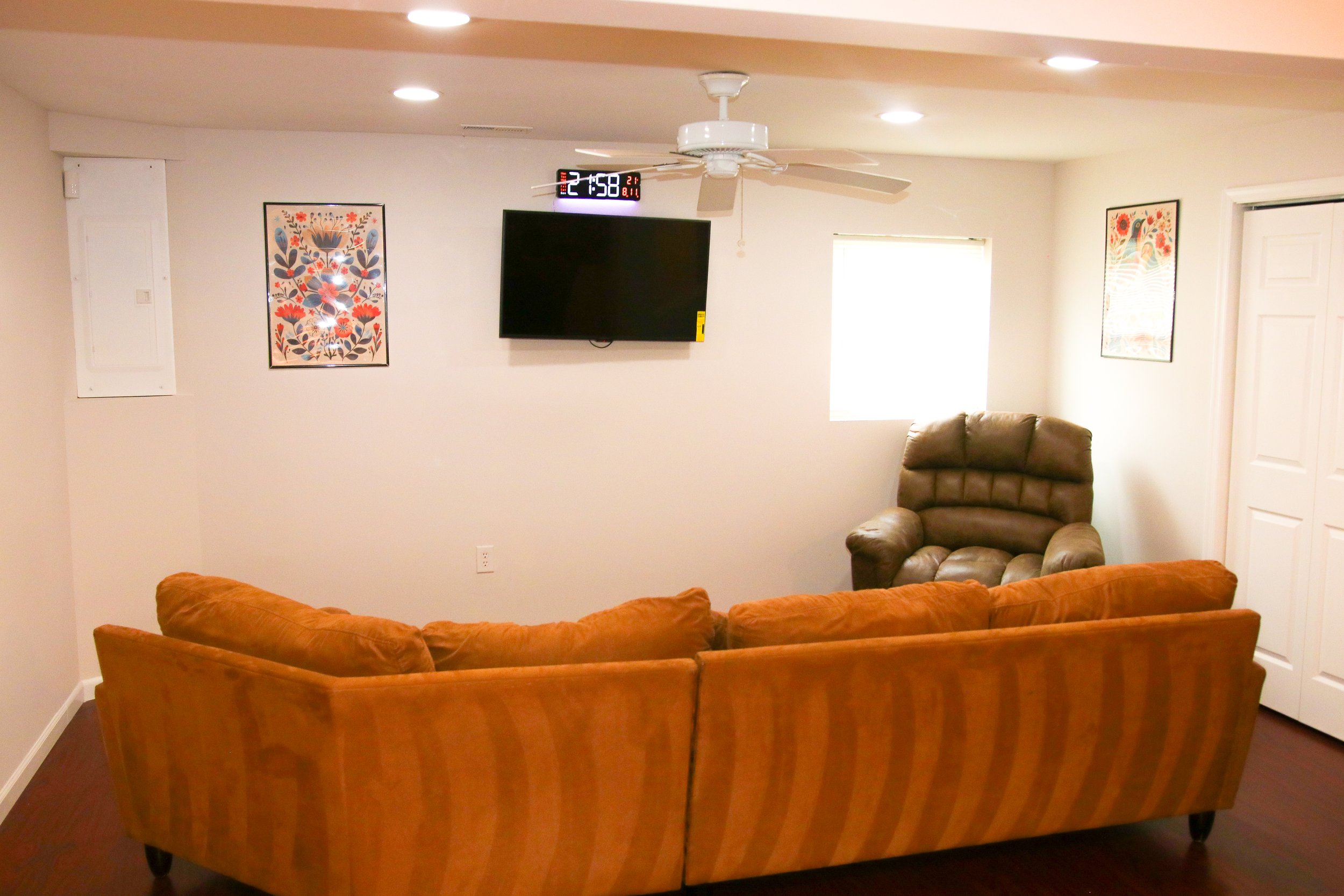 2nd Floor Living Room