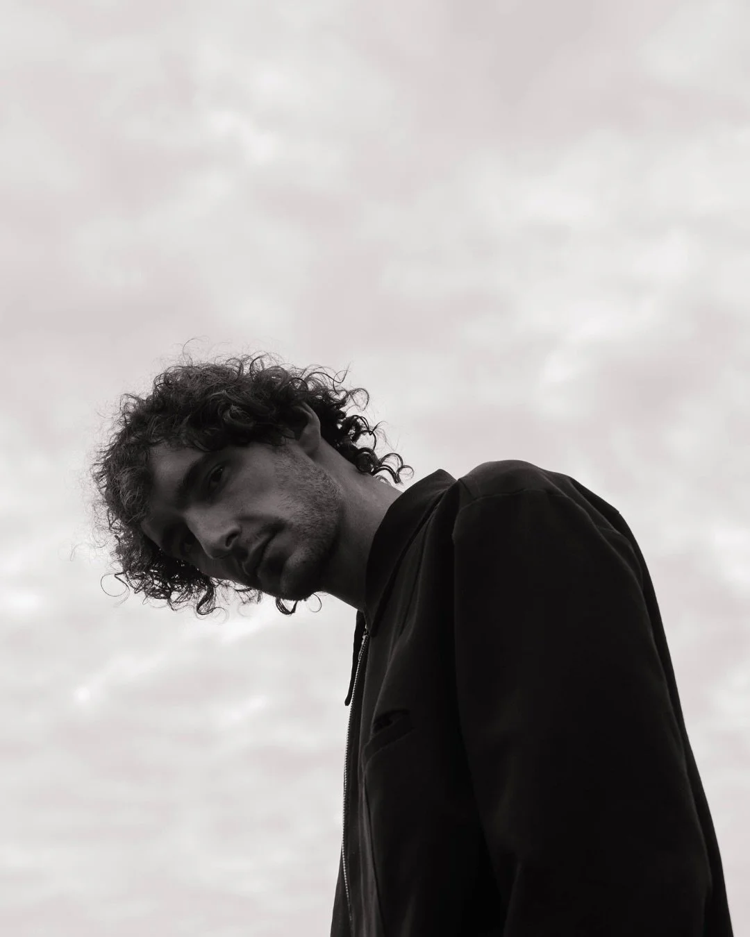 pov: the vibey photoshoot made it out of the chat 🤝

the biggest hugs n gratitudes to my matey timmy for always being down for a good time!! the way I sprinted to edit these sneaks y&rsquo;all? round 2 cannot come soon enoughhhhh.

muse: @timothyjsi