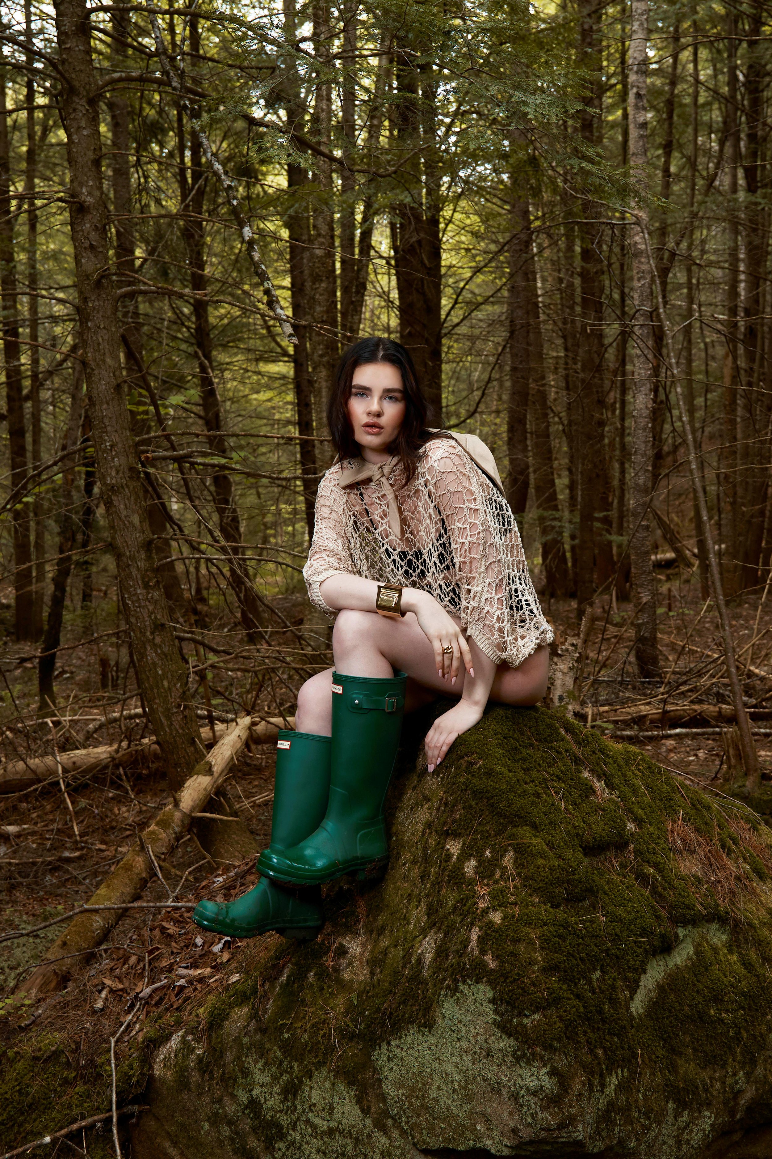 Photographer: Lindsey Sweeney
Hair & Makeup: Mark White