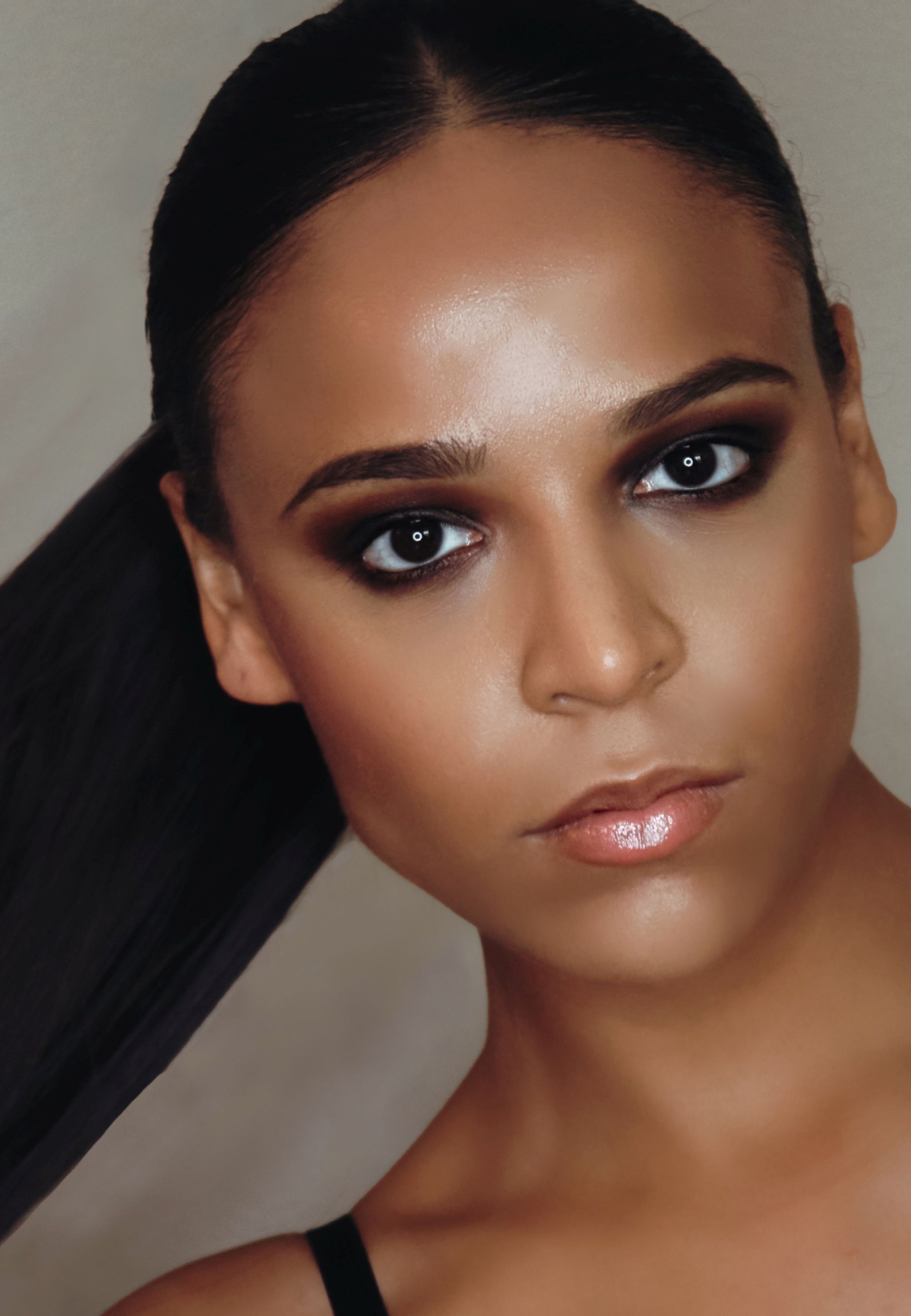 Photographer: Megan Linehan
Hair & Makeup: Mark White