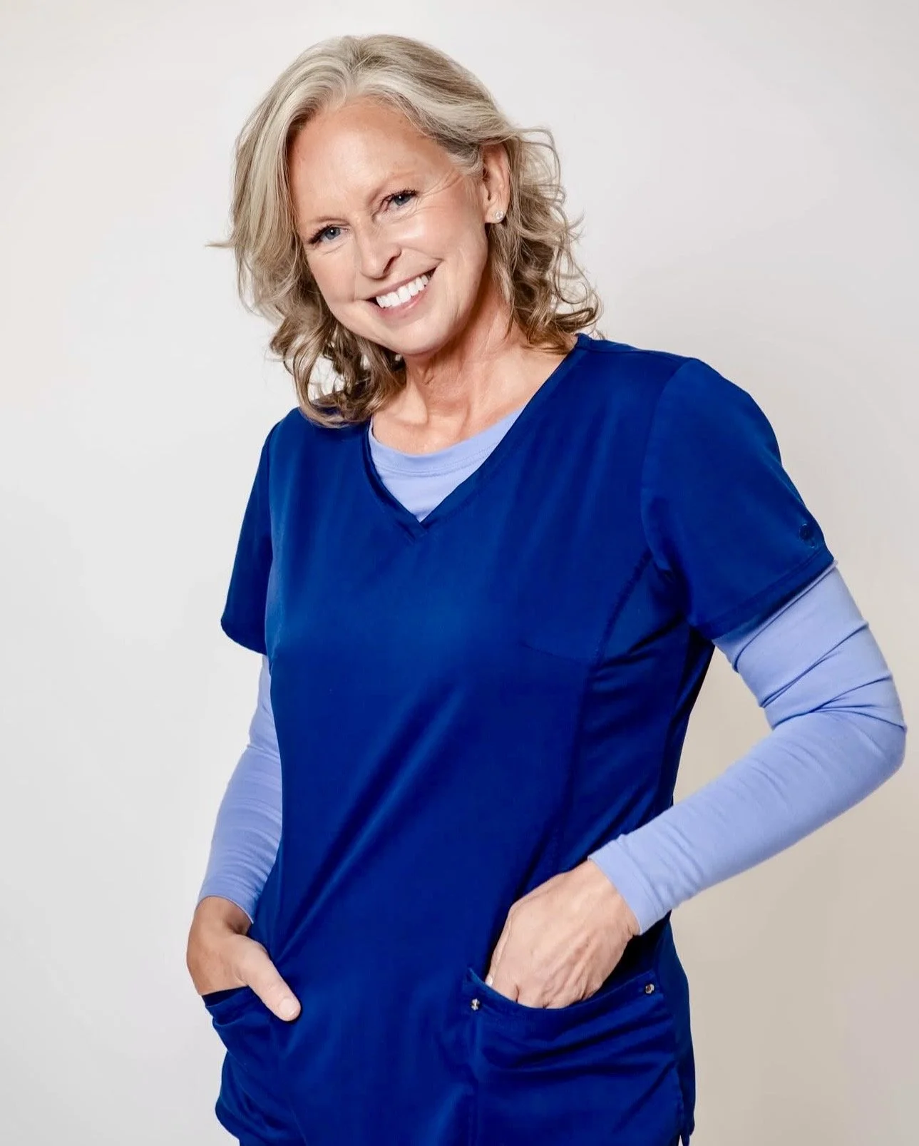 Photographer: Tracey Crosby
Hair & Makeup: Mark White