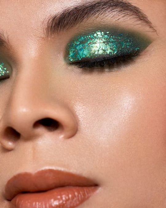 Photographer: Stanley Desarmes
Makeup: Mark White