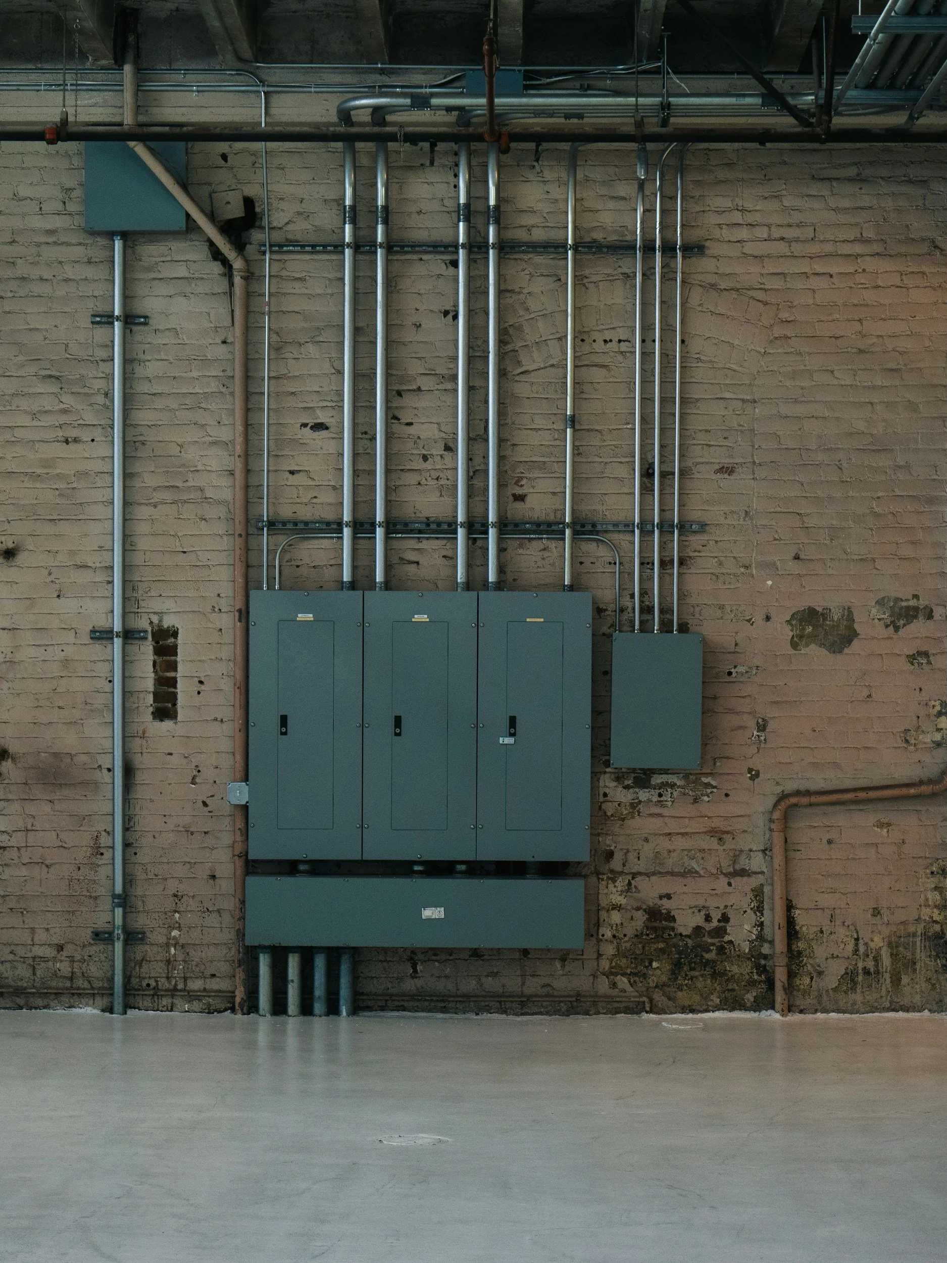 High-capacity 200-amp commercial subpanel and power distribution wiring installed by Strydon Electric.