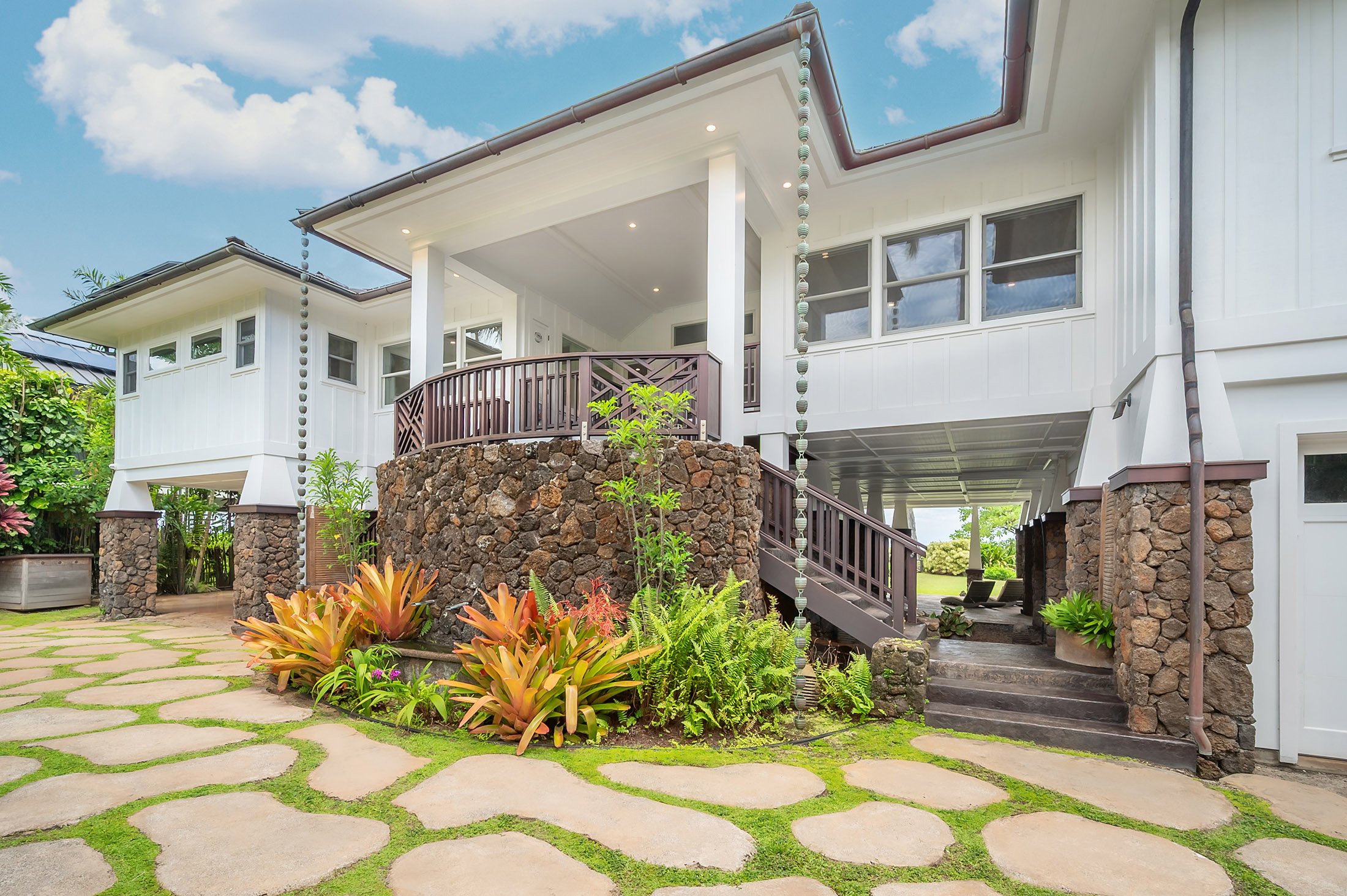 7336 Alealea Rd NEW - 2.jpg