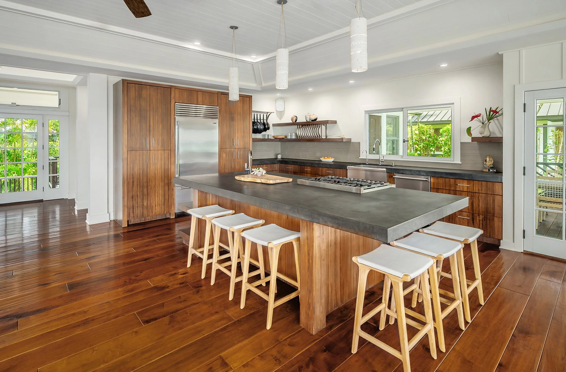 7336 Alealea Rd NEW - 8.jpg