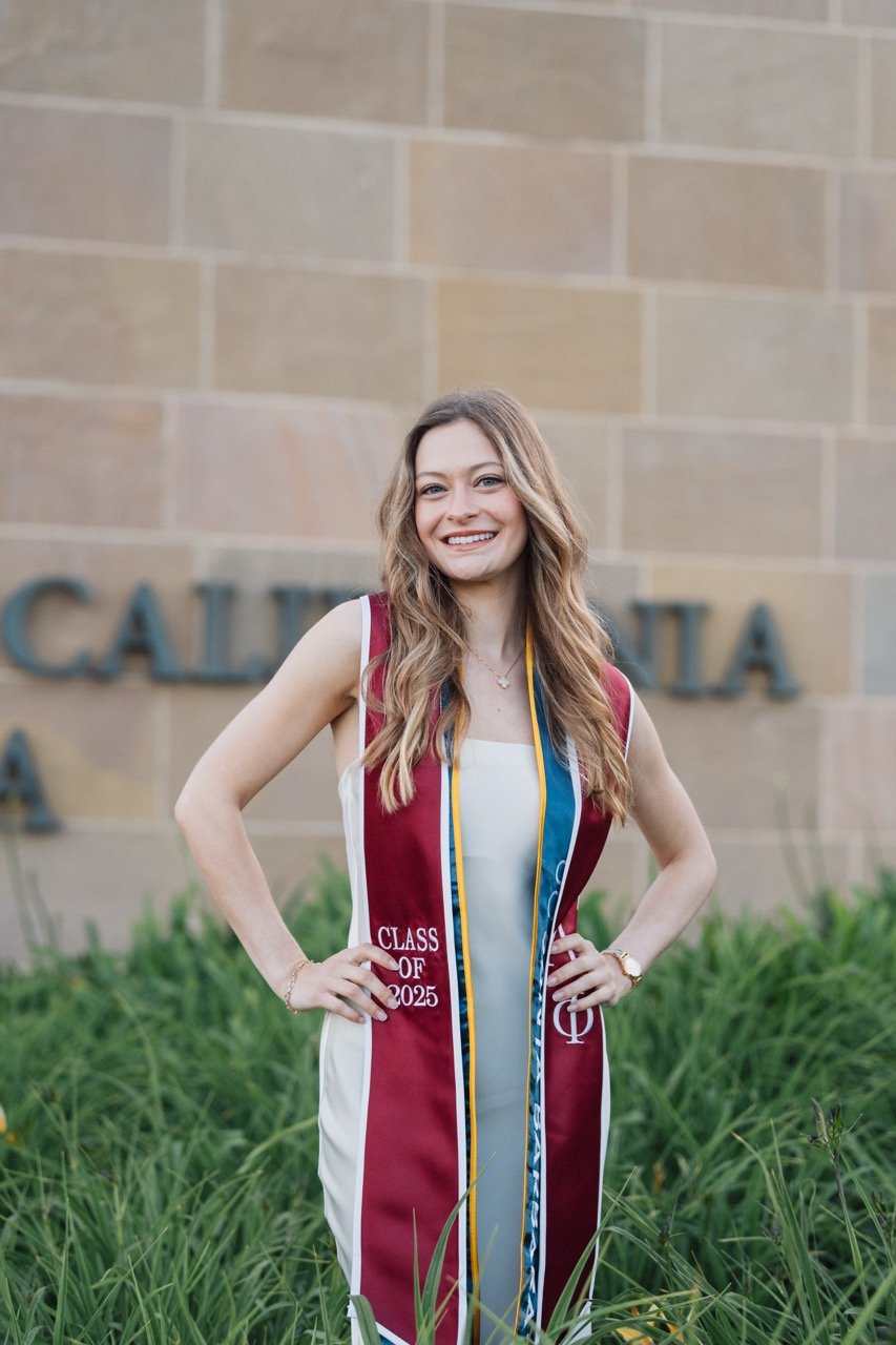 stephanie-grad-22 Large.jpeg
