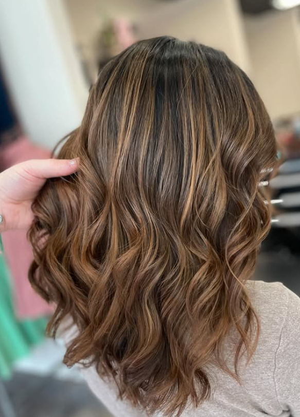 Insta brown hair 2.png