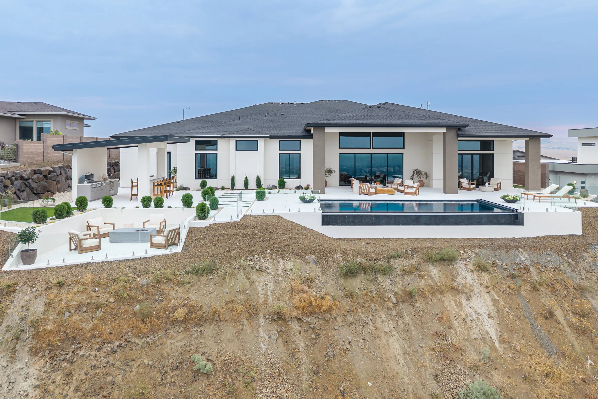 Dront-Back Elevation.jpg