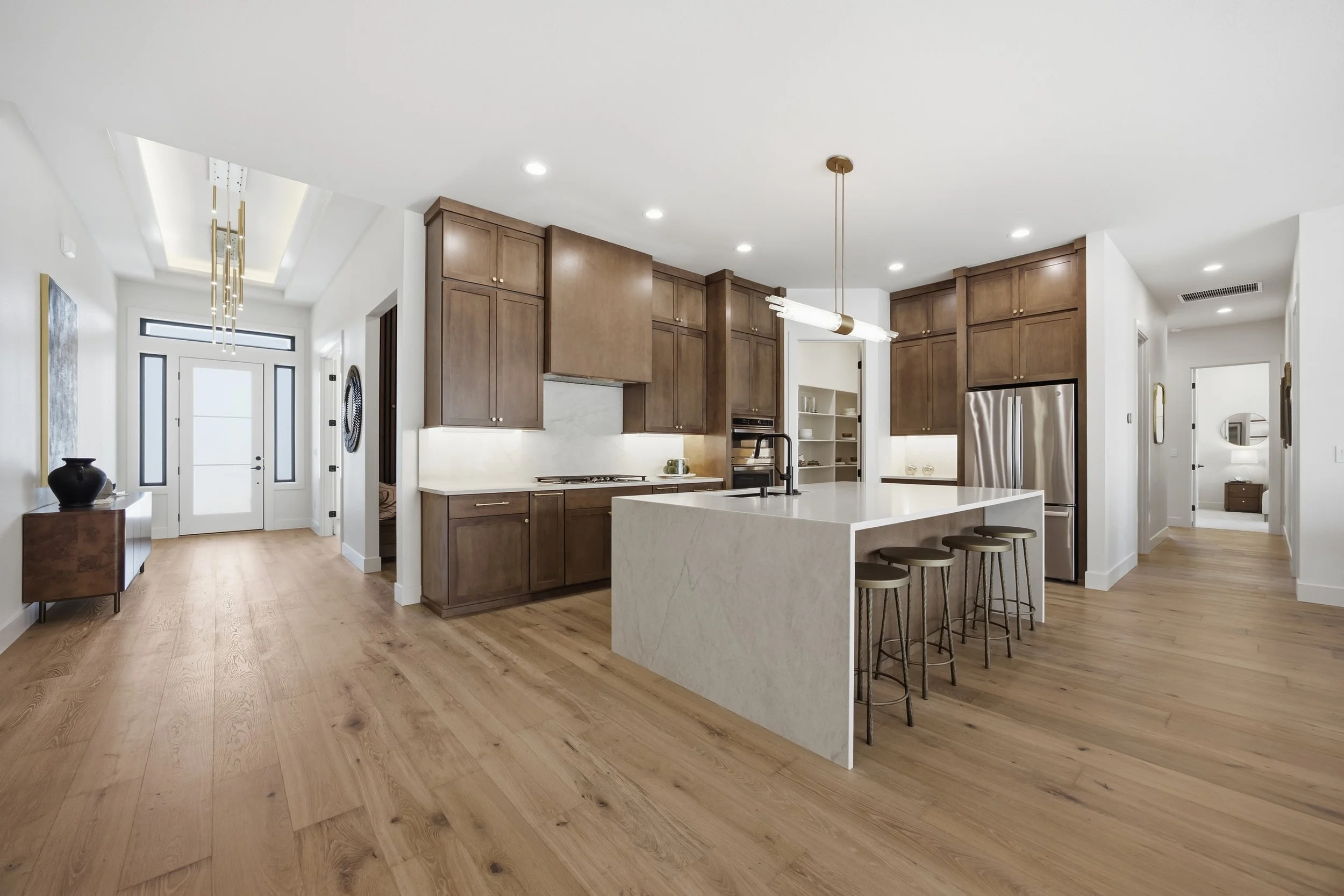 Kitchen-Foyer.jpg