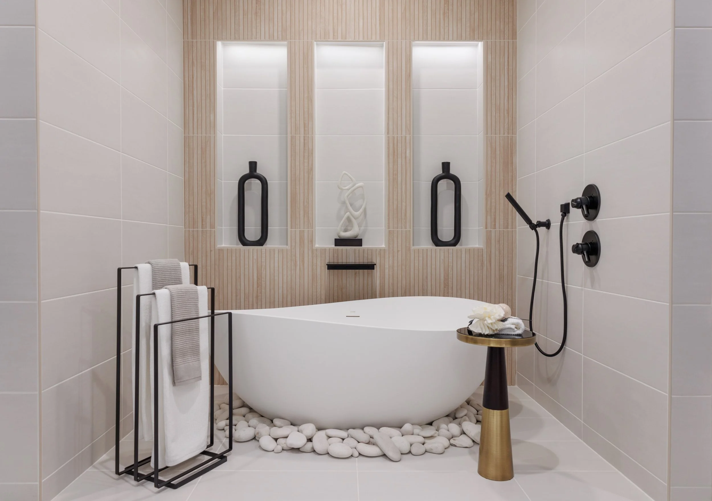 Primary Bath Tub