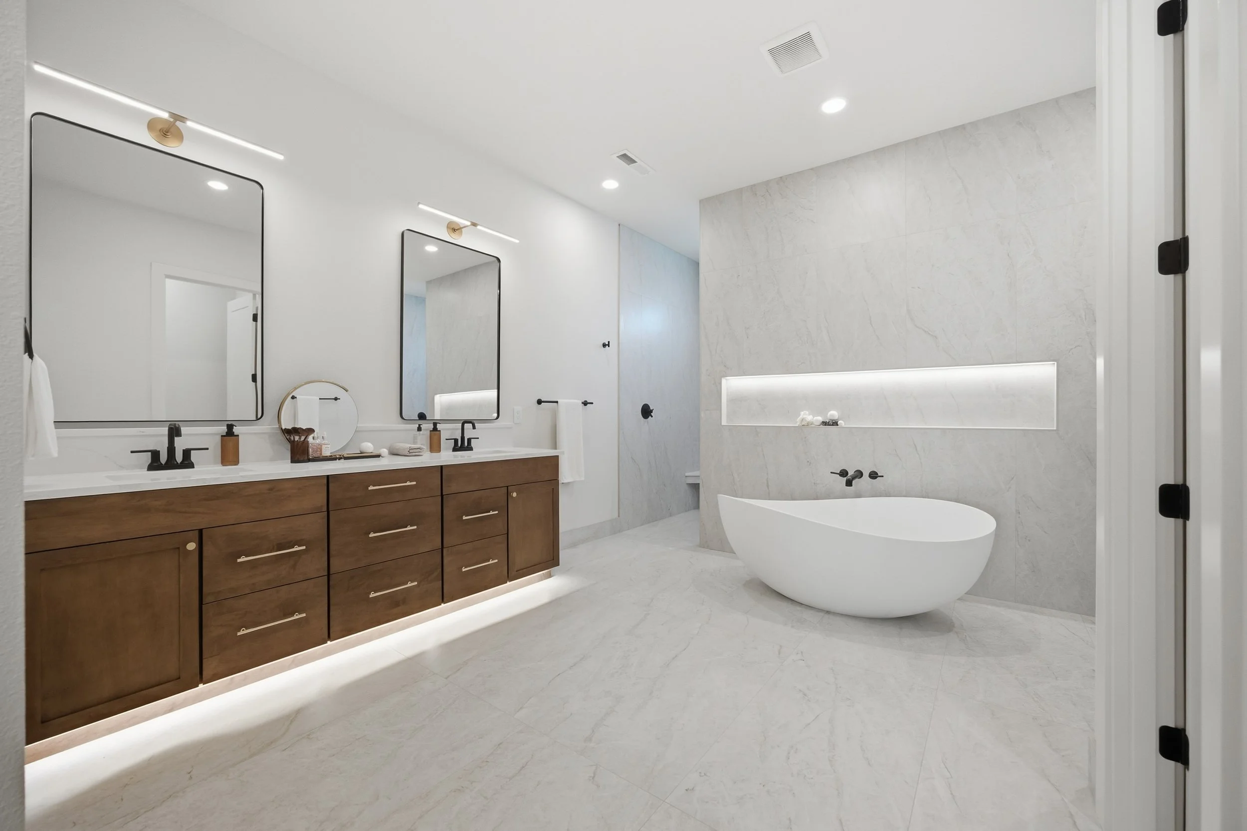 Primary Bath-Vanities.jpg