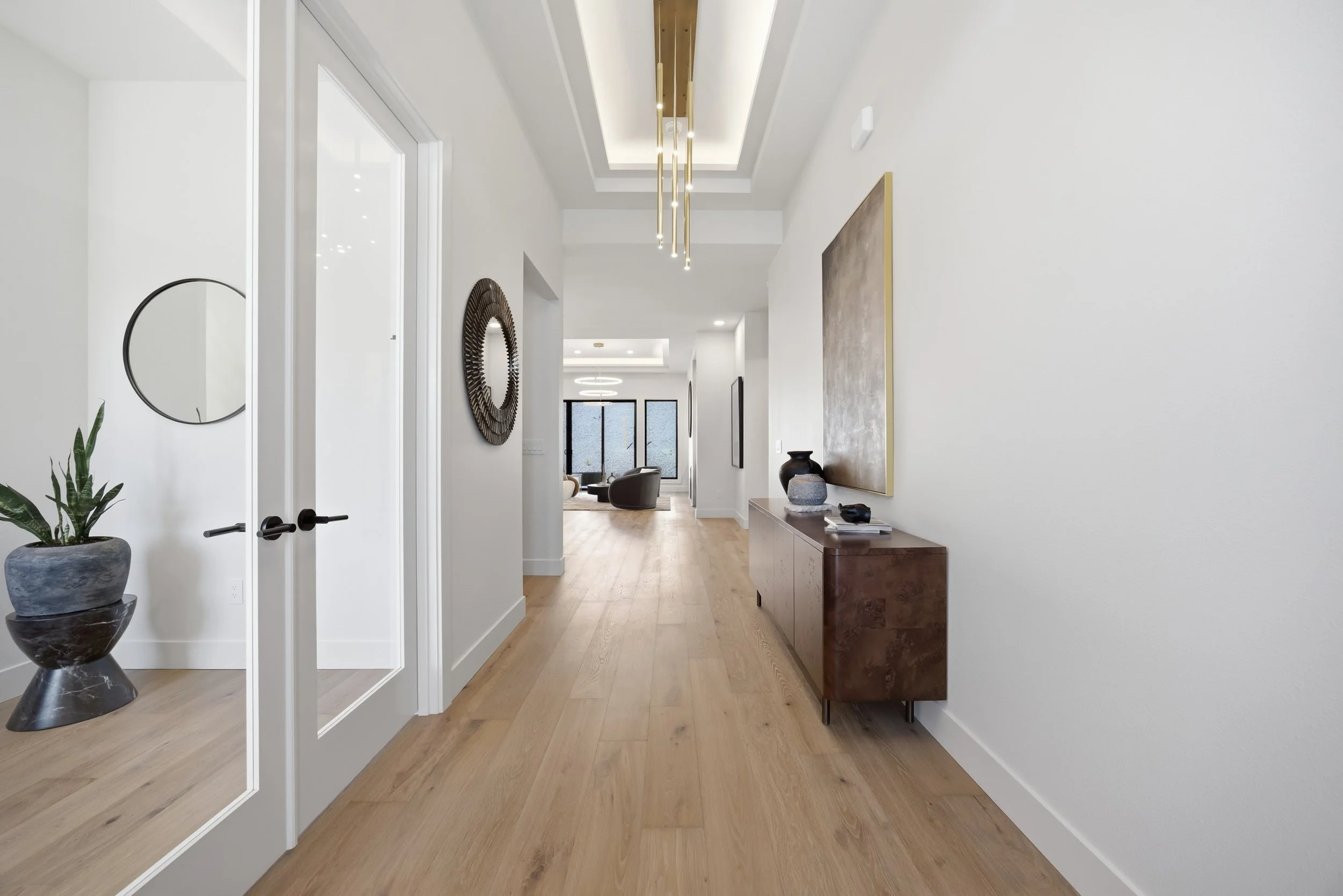 Foyer.jpg