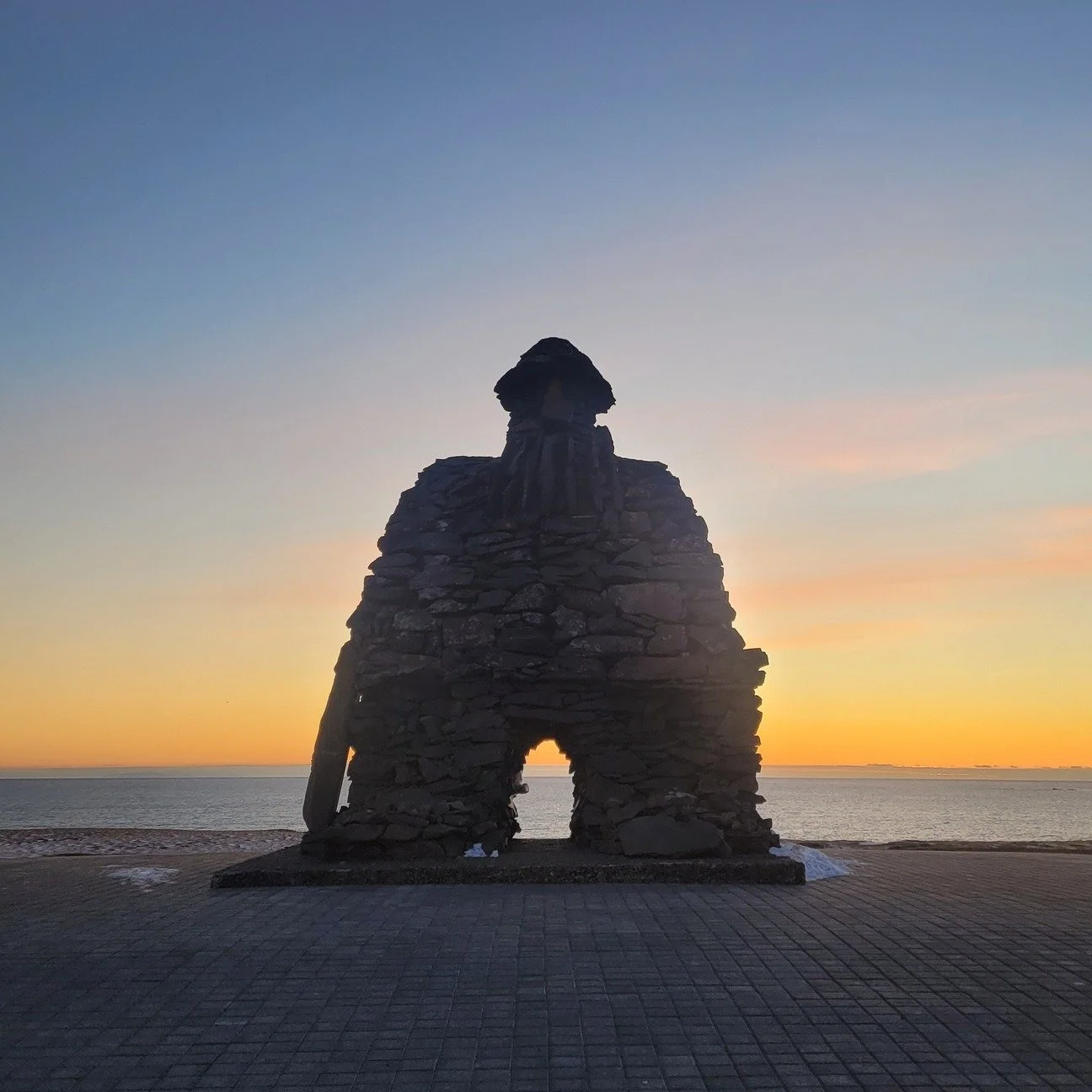 Golden hours and the guardian spirit of Sn&aelig;fellsnes Peninsula.

Join us to explore and hear the enchanting stories and legends of Iceland.

 #Sn&aelig;fellsnes #sn&aelig;fellsnes #goldenhours #iceland #guardianspirits