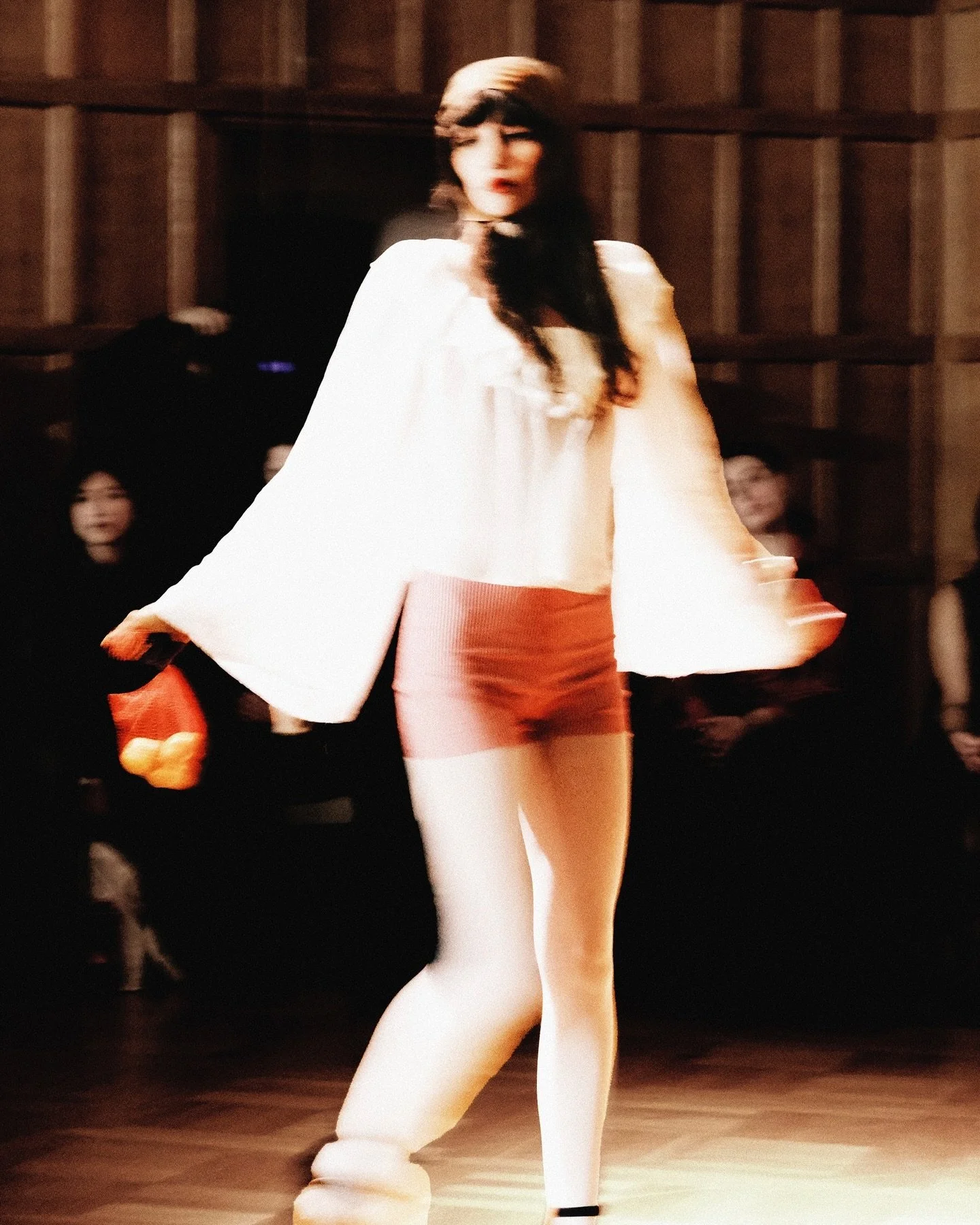 Show: FALL 2024
Model: @julschanen 
Photo credits: @ang._guo