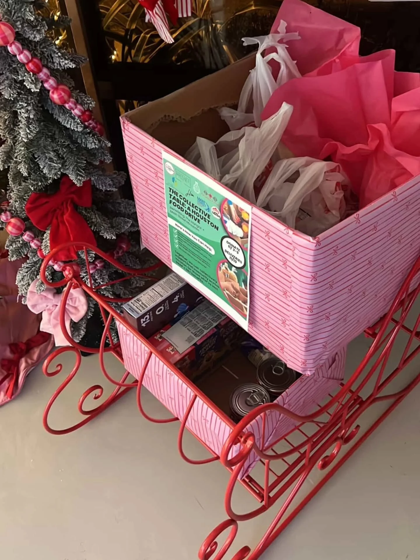 🫶donation locations are up and running at @tiffanystinyflowertruck and @alchemybakelab 🫶

Owners, Tiffany Callicott and Kady Miller are community personified in West Houston. 

Both women have been staunch supporters of mental health advocacy effor