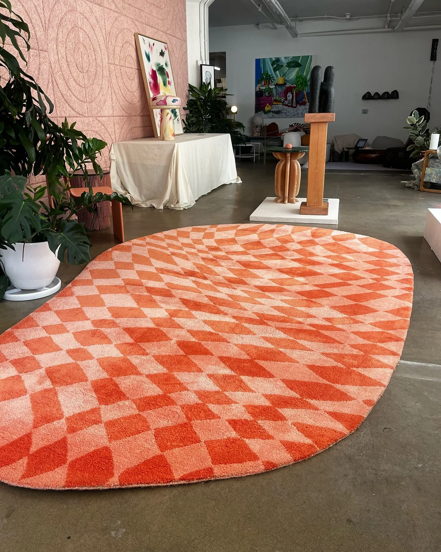 Handmade, heartfelt, and entirely custom. The rug that makes the room.

#Nomadory #CustomRugs #HandmadeDesign #InteriorStyling #DesignDetails #TheDavisPartners