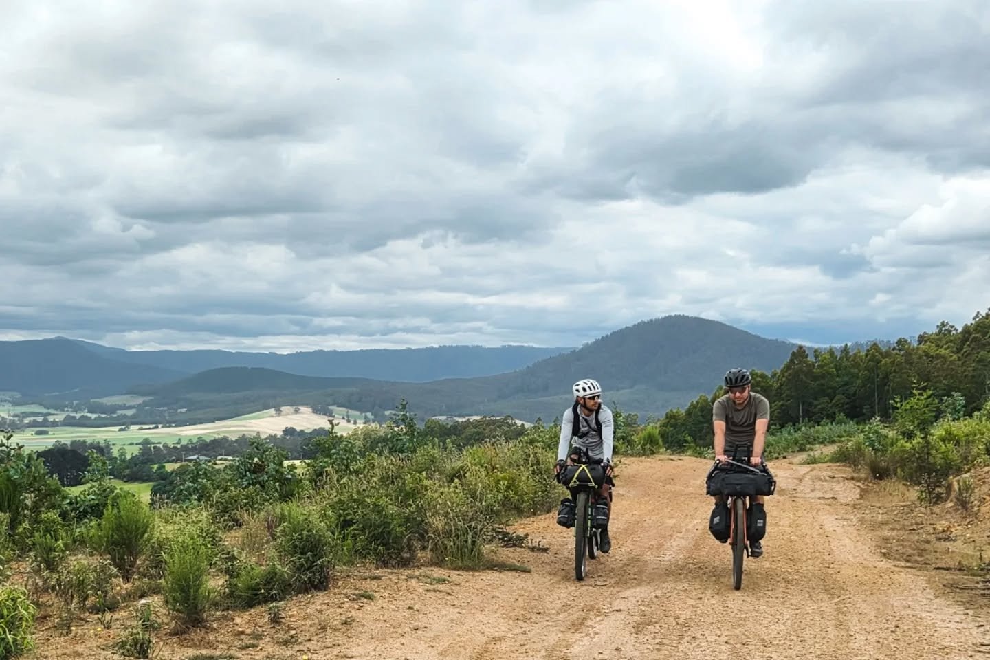 Day 4 Bikepacking The Tassie Traverse: Scottsdale > Pyengana. 80.85km 1443m elevation gain. 

You would think we would improve efficiency by now. It was our earliest morning to start riding at 11am. Win the day! /s 

Today included a platypus (my 