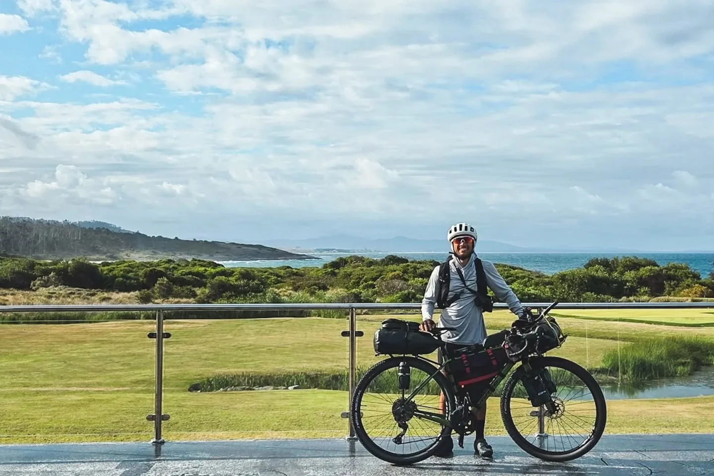 Day 6 Bikepacking The Tassie Traverse*: Bay of Fires > Bicheno. 95.29km 912m elevation gain. 

*We've detoured off the route and made the group decision to see the East coast before going back inland. That meant today was mainly highway riding. 

