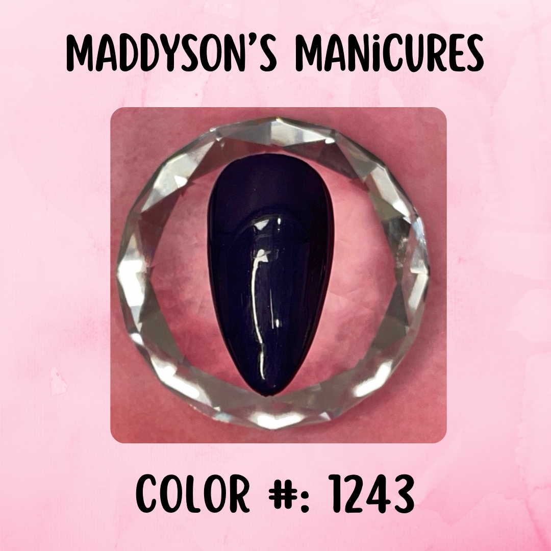 OPI Gel: Nice Set Of Pipes (#1243)