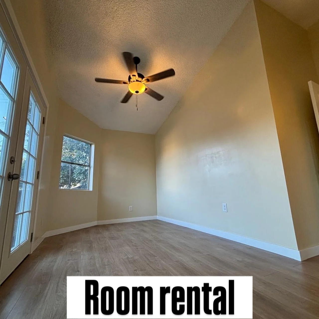 📍 Searching for a Place to Live in LA? This One&rsquo;s Available Now.

Private room with your own bathroom &mdash; in a clean, comfortable home close to everything.

✨ What you get:
&bull; Your own private, cozy space
&bull; Fully equipped kitchen 