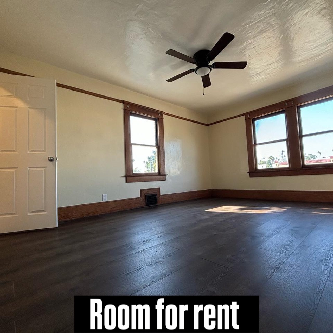 📍 Searching for a Room in Los Angeles? This One&rsquo;s Available Now.

Private room with your own bathroom in a clean, modern shared home &mdash; right in the heart of the city.

✨ What you get:
&bull; Comfortable, private room to make your own
&bu