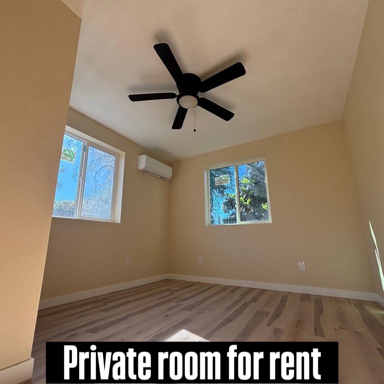 🚨 USC Rent Reality Check &mdash; This One Is Legit.
Skip the scams and cramped &ldquo;micro-rooms.&rdquo; This is a bright, clean private room with a shared bathroom in a calm, modern home near USC &mdash; and yes, the price is real. 🌴

✨ Why This 