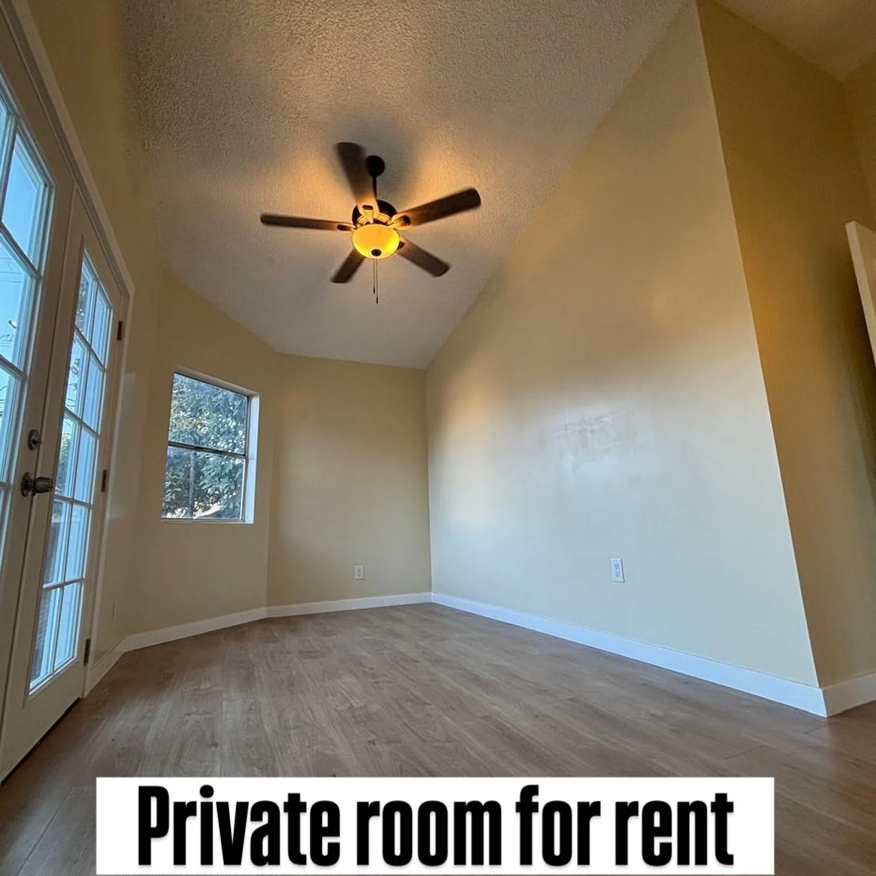 🔥 Still Hunting for a Decent Room in LA? Read This.
A private room with your own bathroom in a clean, comfortable home &mdash; perfectly placed so you&rsquo;re close to everything Los Angeles has to offer. 🌴

✨ What Comes With the Room:
&bull; Cozy