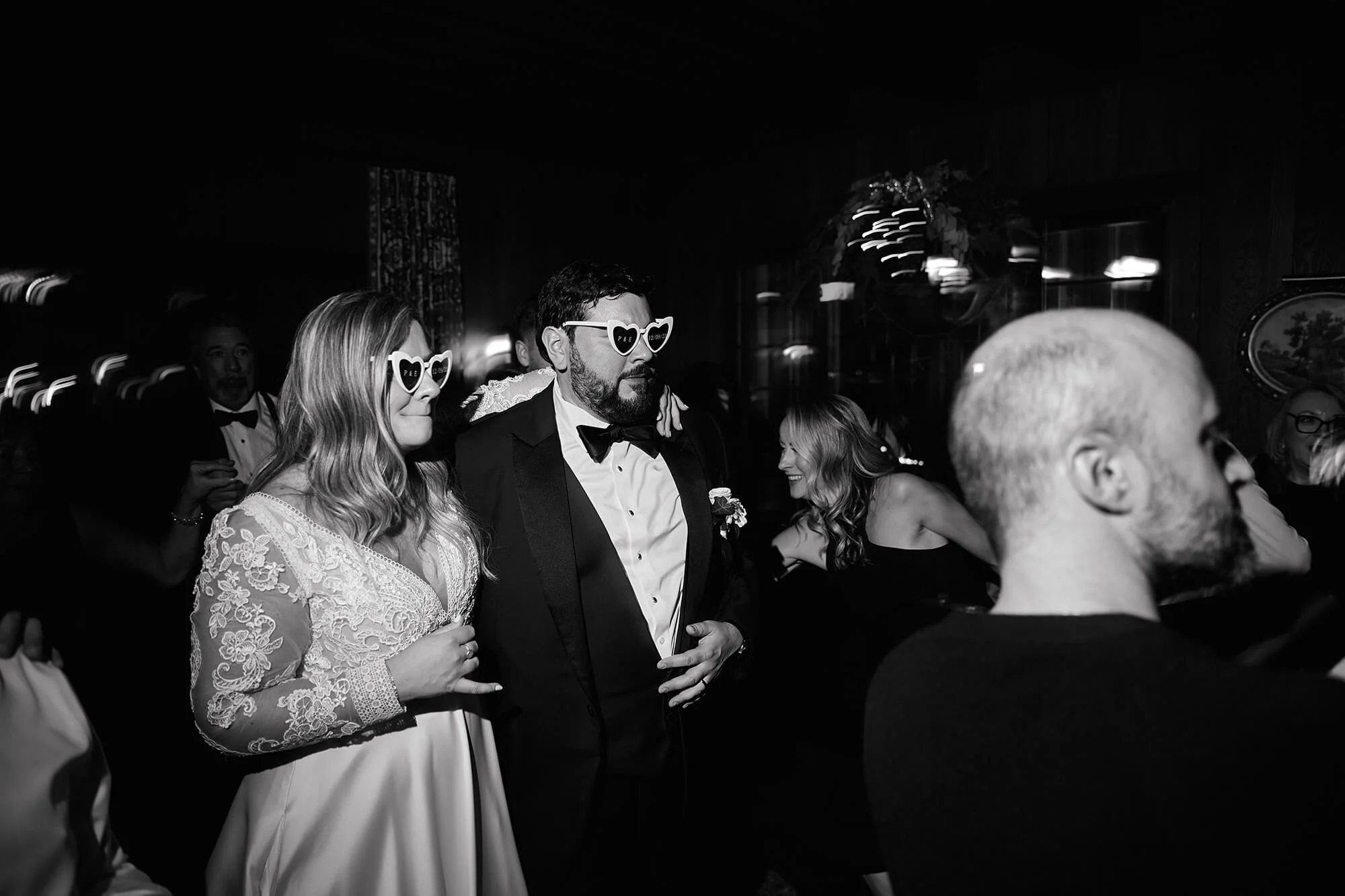 wedding-dance-floor-candid-moments.jpg