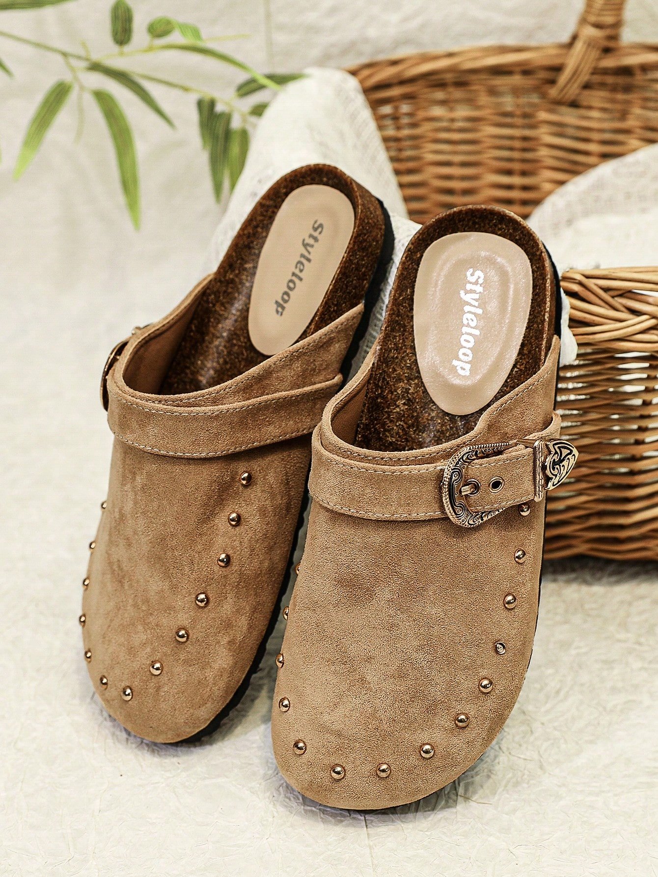 Mocasines lisos de verano informales de estilo no deslizante con remaches punk