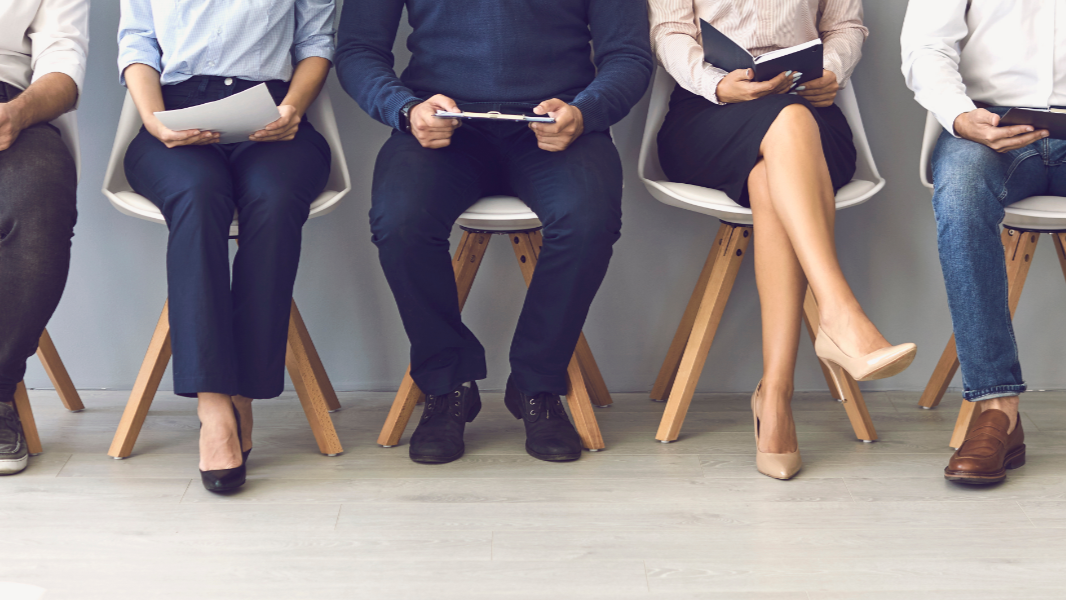 BigLaw Insider — on becoming the top 10% of candidates, the value of paralegaling, and what networking really means.