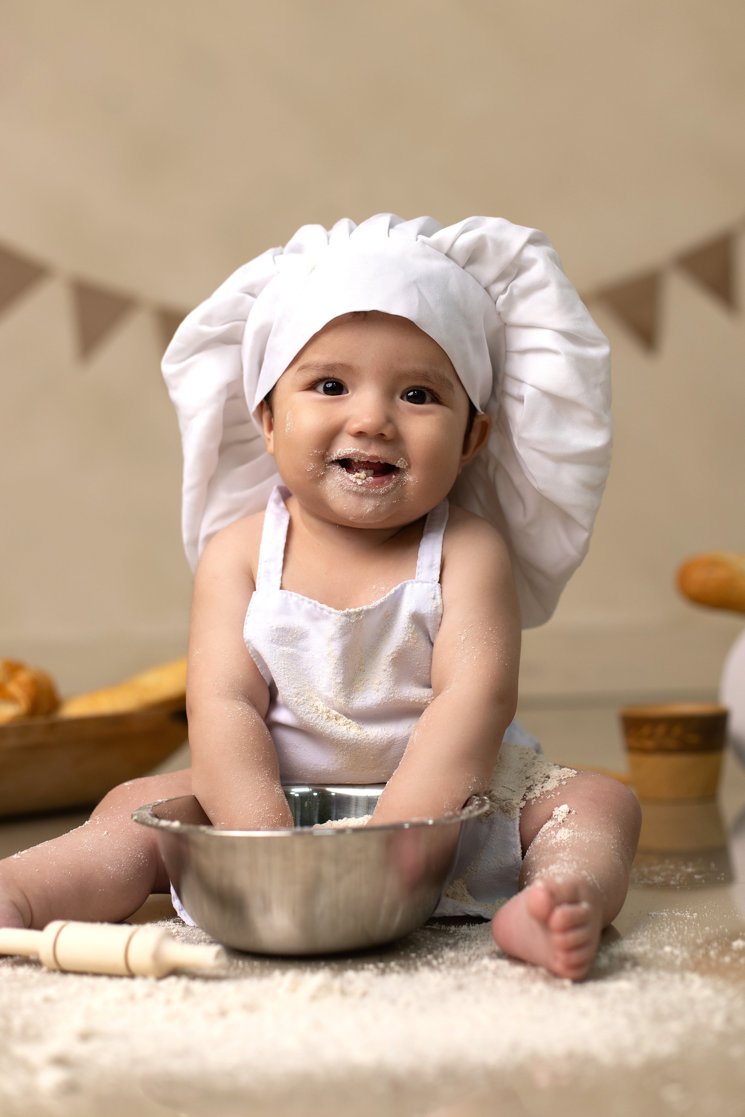 LizSerrano_CakeSmash_Ana_Alta_011.jpg