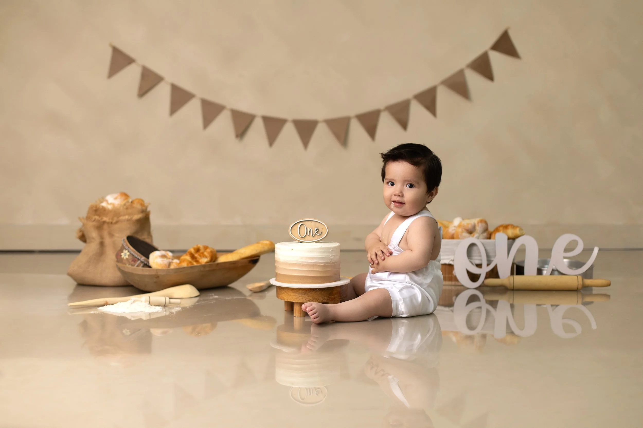 LizSerrano_CakeSmash_Ana_Alta_012.jpg