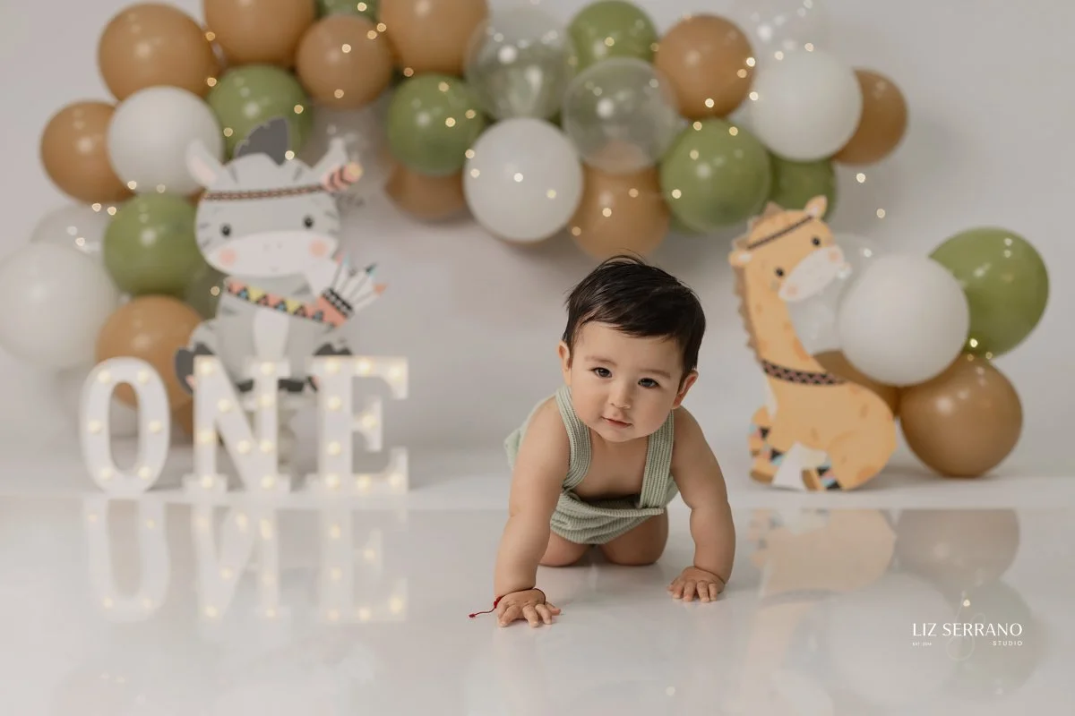 LizSerrano_CakeSmash_Salome_Web_006.jpg