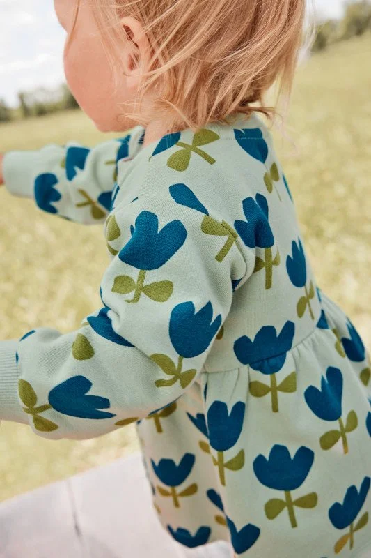 FA25_ApparelTulipShop_40_175.jpg