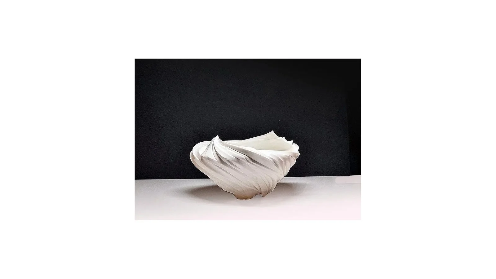 Matsumura Jun (b. 1986). Sculptural tea bowl titled from the Phantasmic Qualia series, 2025, porcelain, H 8 cm x W 15 cm.