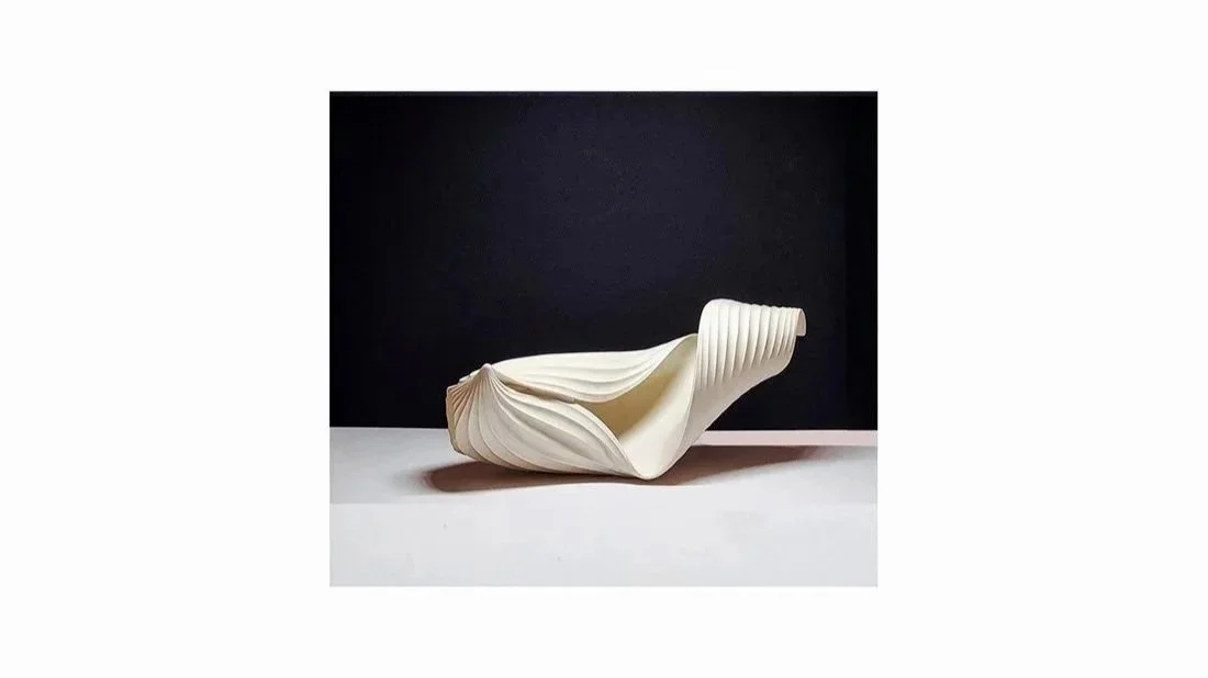 Inaba Chikako (b. 1974). Leaf vessel, white glaze over coil-built stoneware, hand carved fluted “veins”, H 21.5 cm x W 10 cm. 