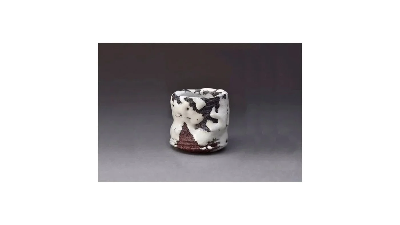 Miwa Kyusetsu XIII (b. 1951). Fuchfuchi cup (Cup of Deep Abundance). Hagi ware, Yakushiji earth, Hagi glaze, and specially formulated black glaze, H 7.5 cm x W 7 cm.