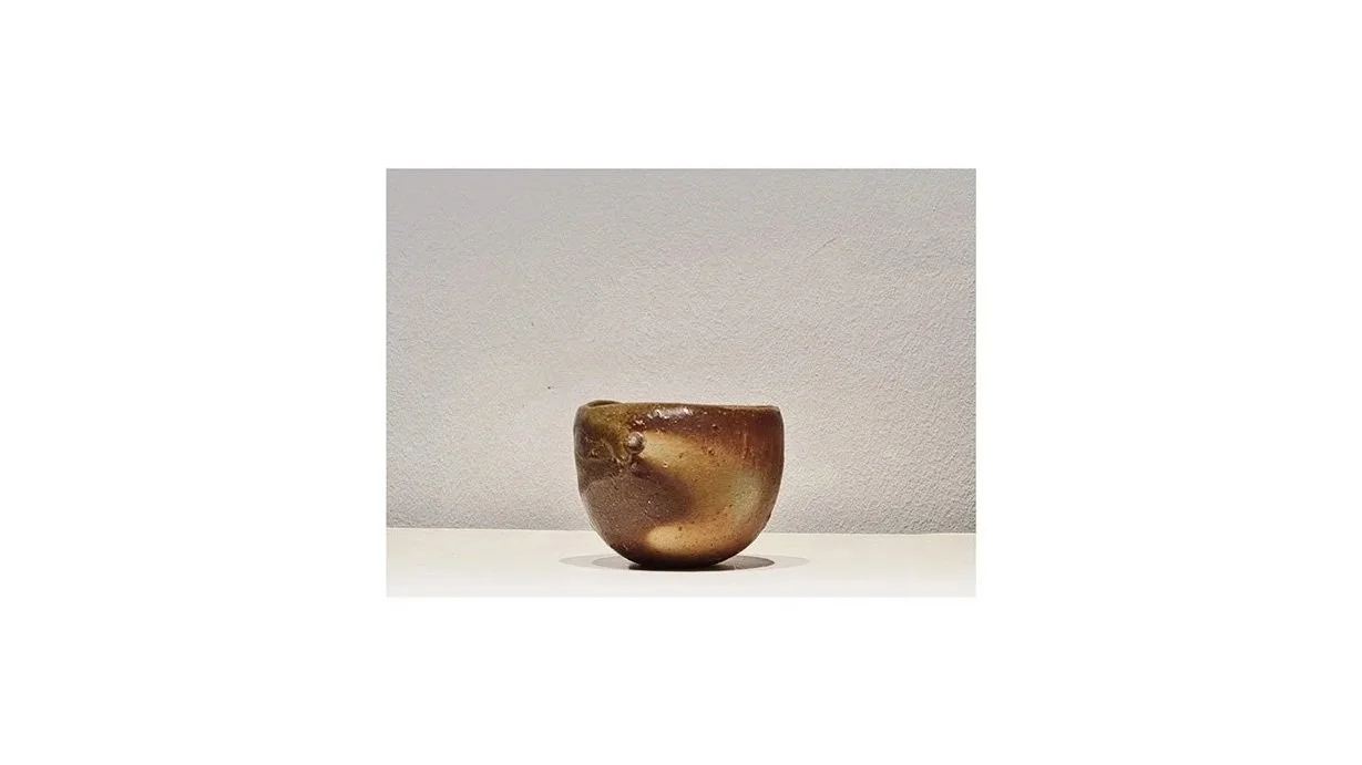 Isezaki Koichiro (b. 1974). Sake cup, Bizen ware with yohen (kiln-change) patterns, wood-fired stoneware, H 7.5 cm x W 5.5 cm.  