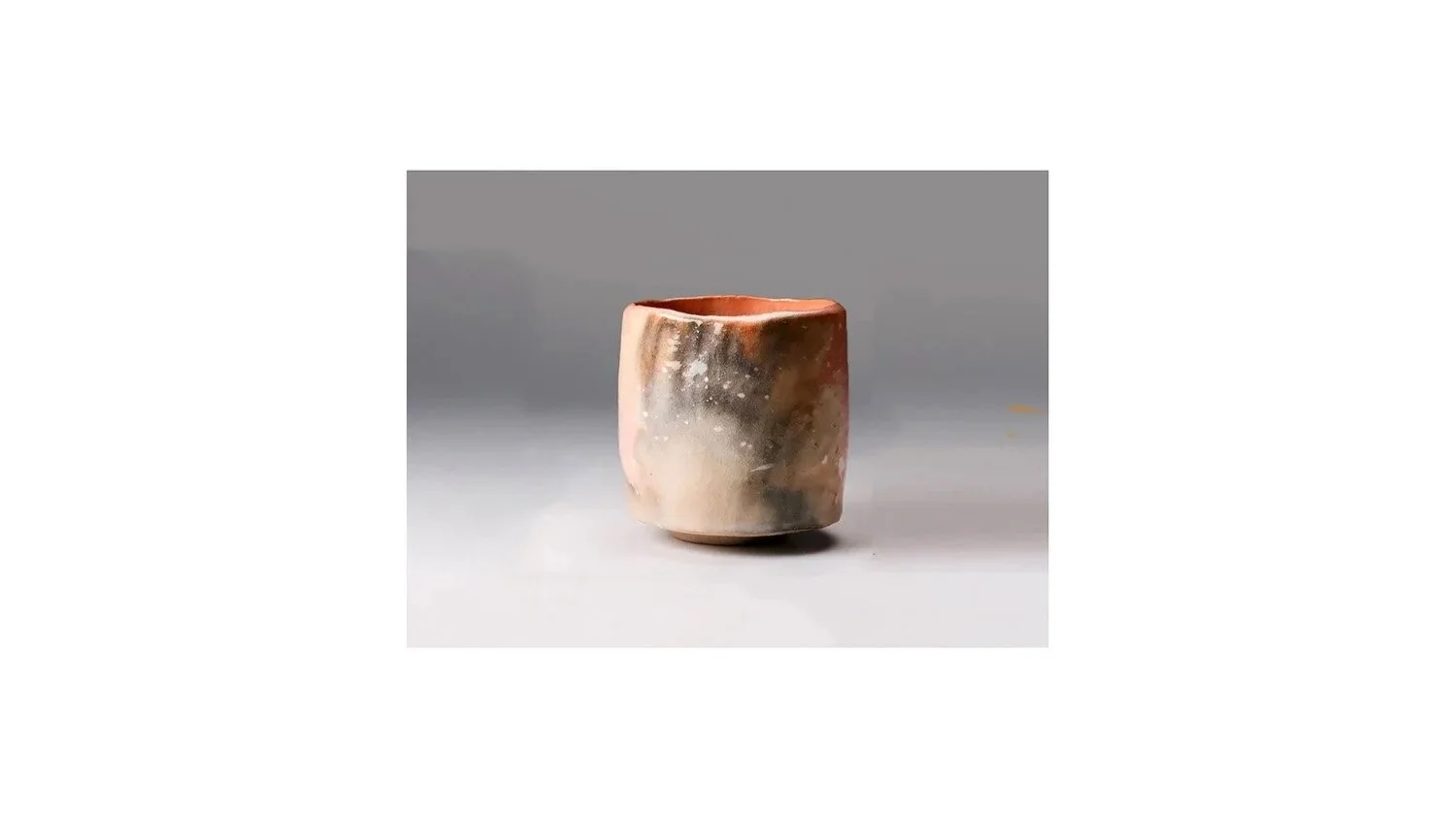 Sasaki Shoraku III (b. 1944). Tea bowl named ‘Snow flakes’, Raku ware, H 10 cm x W 9 cm. 
