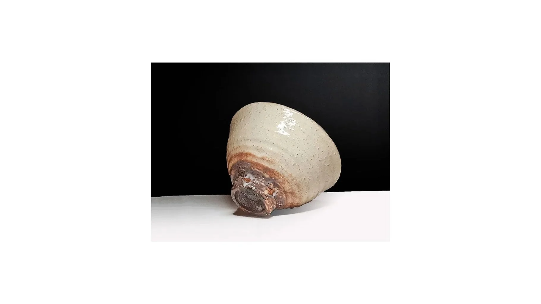 Matsuno Sohei, Ido-style tea bowl, hagi ware, H 9 cm x W 16 cm. 