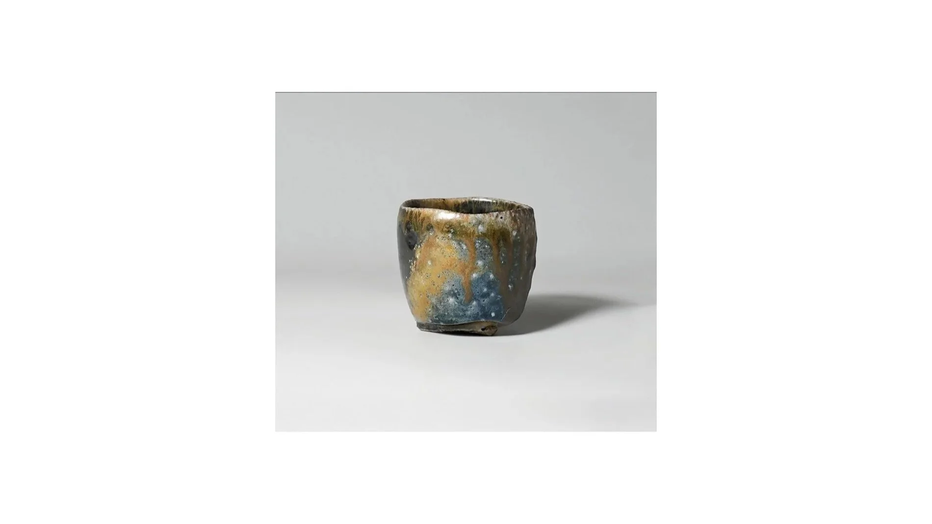 Baba Takashi (b. 1983), Yohen Ao sake cup, Bizen ware, H 7.4 cm x W 6.9 cm. 