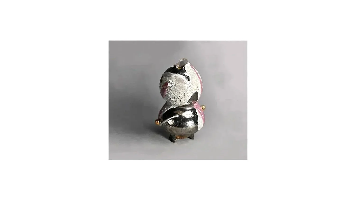 Ichikawa Toru (b. 1973), Sculptural vessel titled Kaki Etsu (“Flower Vessel Joy”), glazed Bizen ware, H 19.7 cm x W 12.5 cm at the widest.