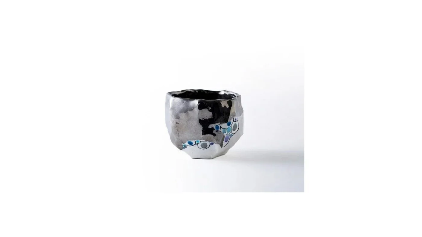 Imanishi Hirotake (b. 1984). Contemporary sake cup with cellular motifs, stoneware, Kutani and platinum overglaze.