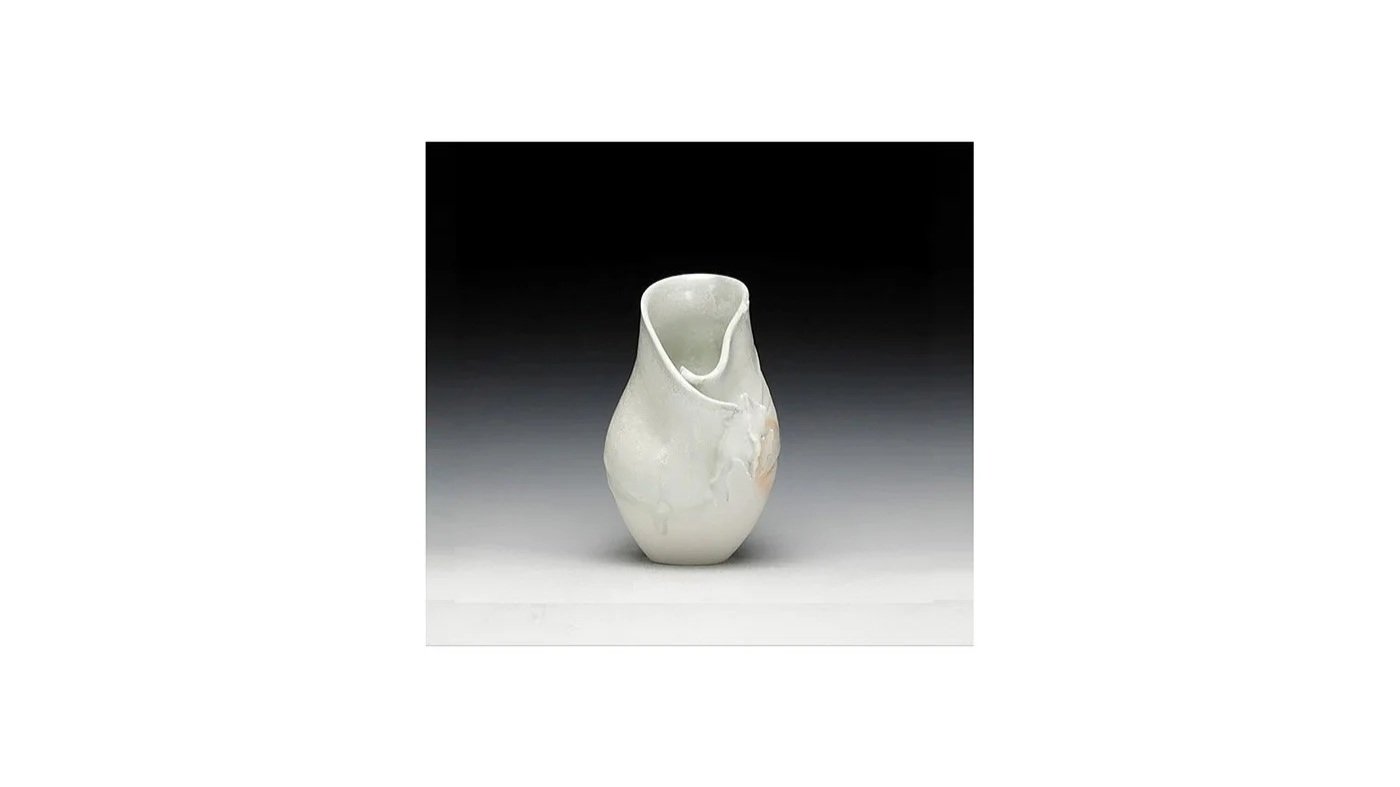 KATO Mami (b. 1963), Sculptural vase, hand-built porcelain slabs, gas-fired, H 19 cm x W 14 cm. 