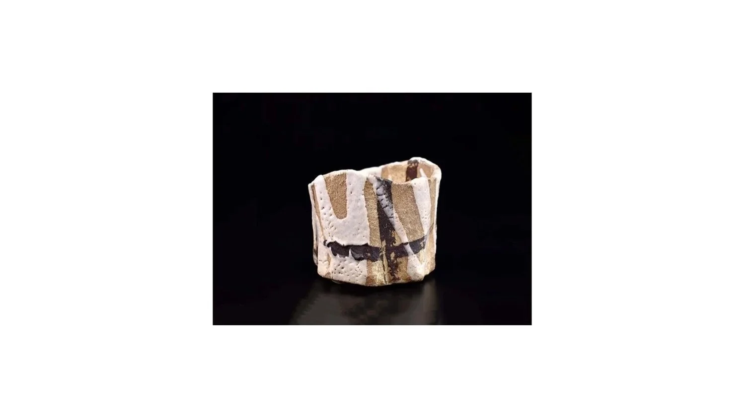 KATO Takahiro (b. 1972), Bevelled tea bowl, stoneware with iron painting and Shino glaze, H 12.5 cm x W 13.3 cm. Private collection.