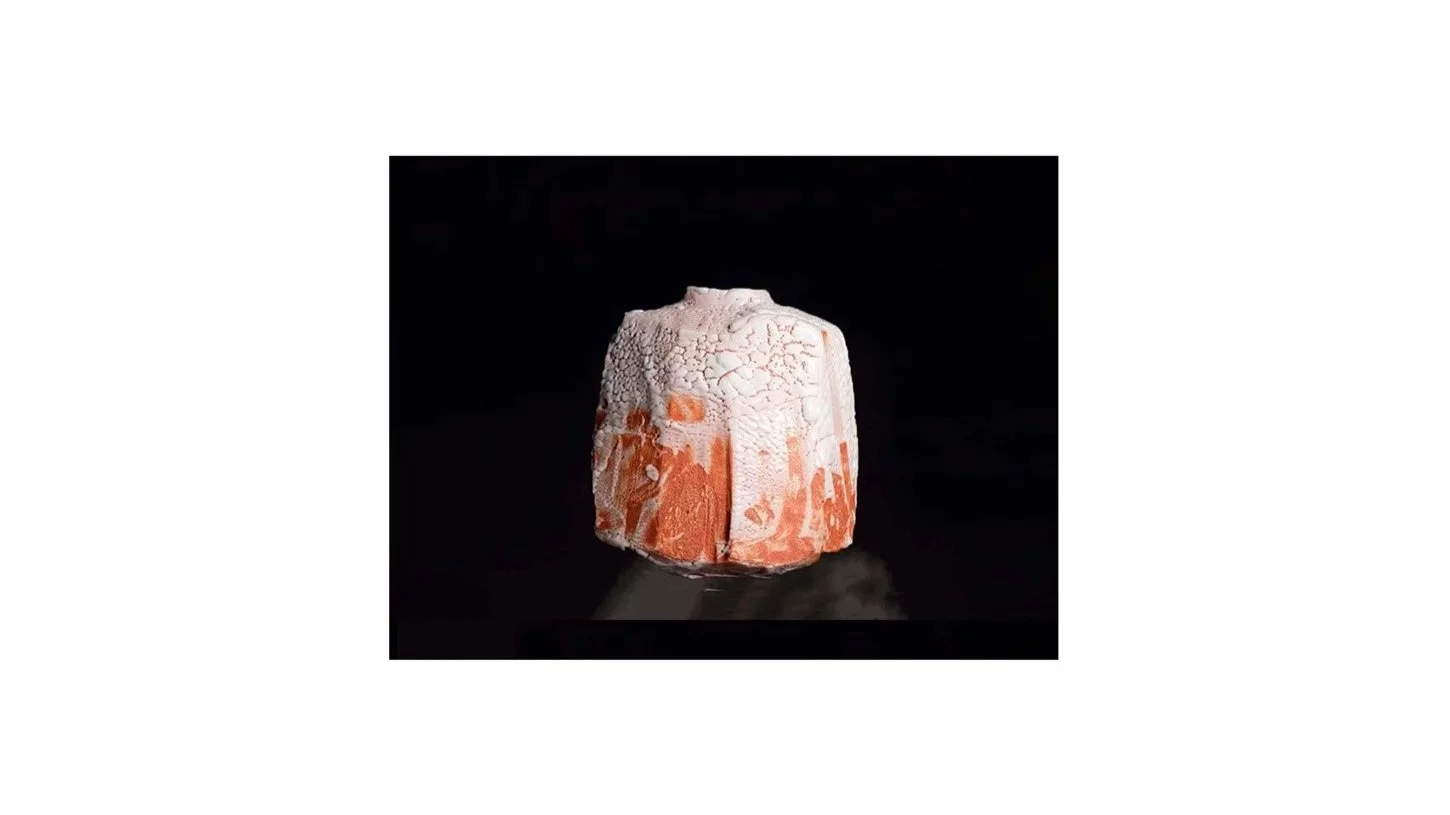 HAYASHI Shotaro (b. 1947), Square vase, natural glaze, H 23 cm x W 22 cm.