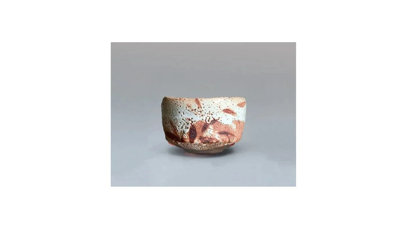 HAYASHI Kotaro (1940-1981), tea bowl with iron oxide underglaze, H 8cm x W 12 cm. 