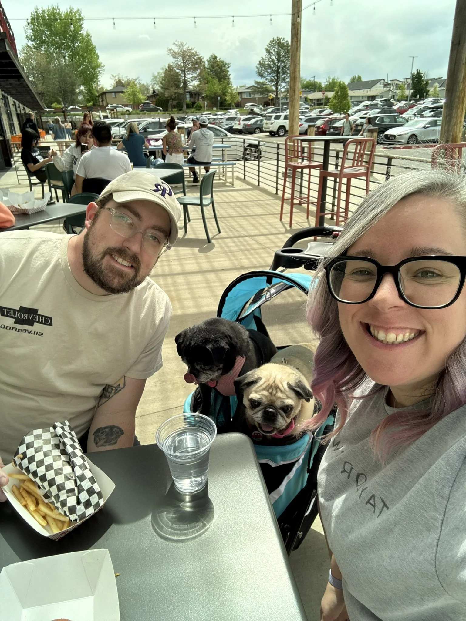 Took the girls to Edgewater Marketplace for brunch