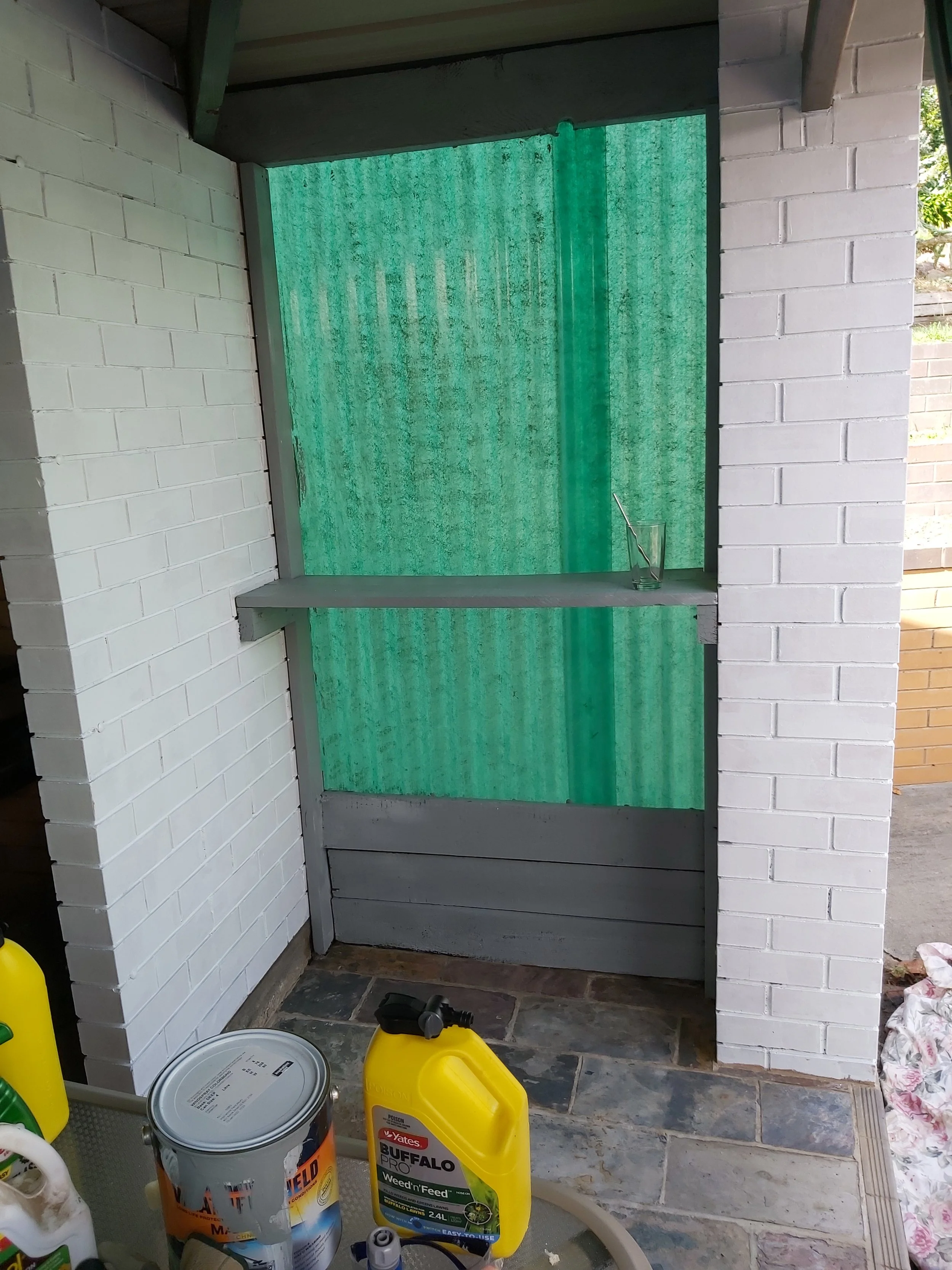 Sitting area before.jpg